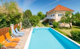 Apartment Yucca 2 By Interhome